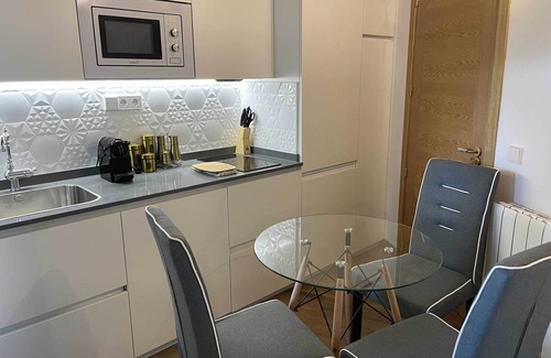 Montejo de la Sierra Apartment | Estudio de Vistas Privilegiadas a la Reserva de la Biosfera y Exquisita Decoración Ecléctica