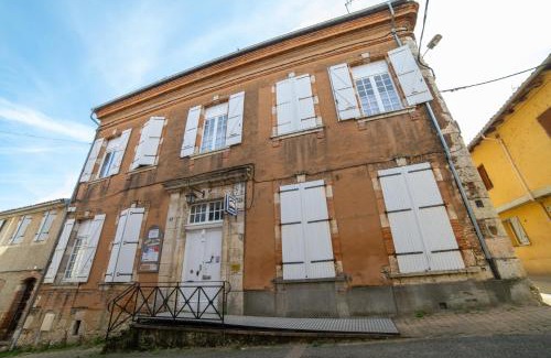 Gimont Bed & Breakfast | etape gimontoise 32 "Chambre tout confort"