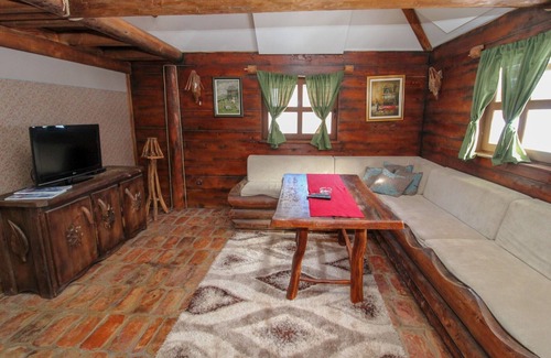Pale Apartment | Ethno Village Dolina Mira - Two Bedroom Holiday Home (Zelengora)