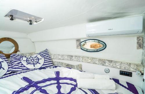 Piedimonte Etneo Boat Rental | Etna's boat house