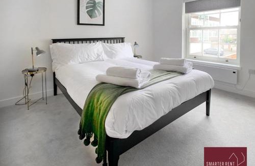 Windsor Apartment | Eton, Windsor - 1 Bedroom First Floor Apartment - Parking