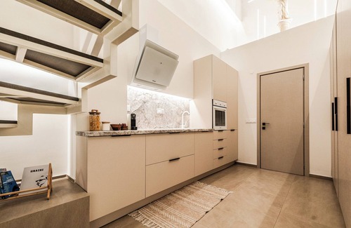 Katerini House | Eunoia Luxury Loft