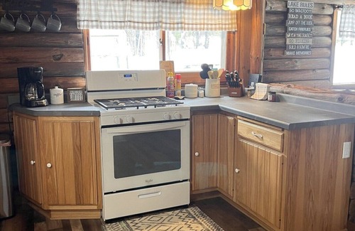 Mellen Cabin | Eureka Lake Log Cabin Retreat