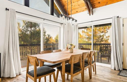 Lake Arrowhead House | EV level 2, Pets Welcome at Sunset Ridge