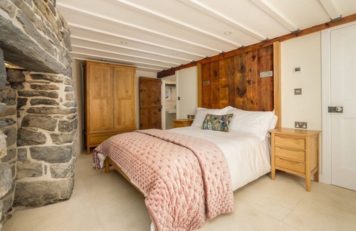 Castletown Cottage | Eva's Cottage is a gem of a seaside holiday cottage close to Castletown harbour