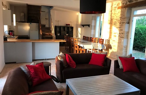 Le Lion-d'Angers House | Exceptional mill on a private island with swimming pool