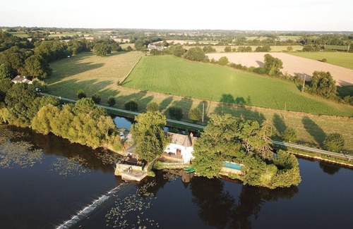 Le Lion-d'Angers House | Exceptional mill on a private island with swimming pool
