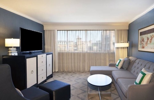West End House | Exceptional Stays! 2 Comfortable Units, Pet-Friendly!