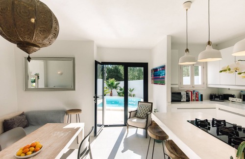 San Antonio Bay Villa | Exclusive and stylish villa with close access to the water & Cala Bassa beach