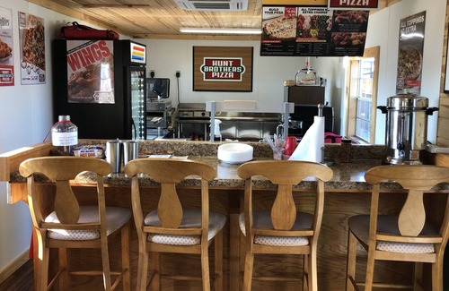 Platter Cabin | Exclusive Country Resort near Choctaw Casino and Lake Texoma