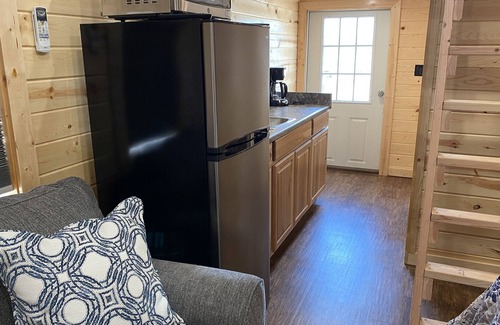 Platter Cabin | Exclusive Country Resort near Choctaw Casino and Lake Texoma