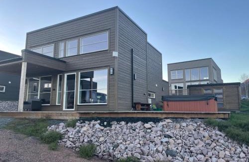Kviteseid House | Exclusive Funkis Cabin, Lake View, Rooftop Terrace, Jacuzzi, Sauna, Close to Golf and Alpine