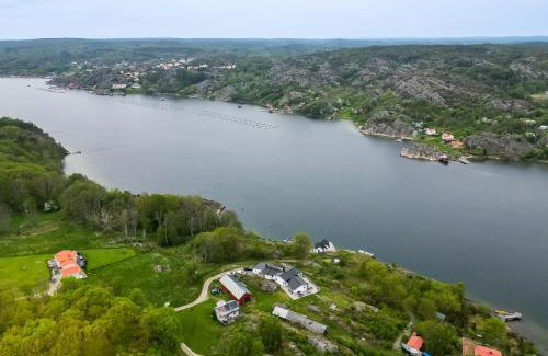 Nosund Villa | Exclusive house with private boathouse