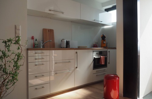 Heideviertel Apartment | Exclusive, modern apartment with balcony near MHH, INI, TUI