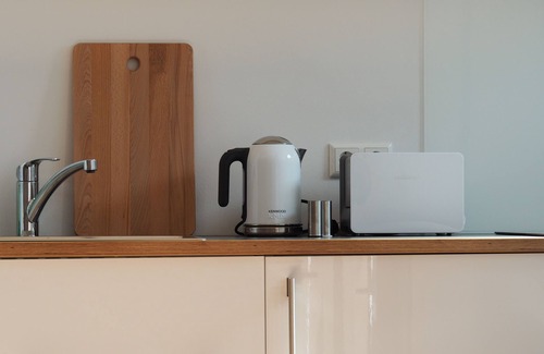 Heideviertel Apartment | Exclusive, modern apartment with balcony near MHH, INI, TUI