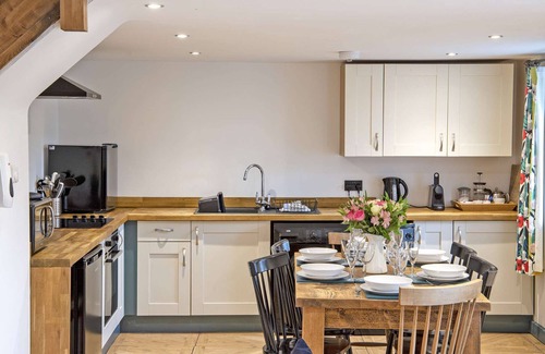 Carsington House | Exclusive Use of The Beautiful, Dog-Friendly Cottages at Stainsborough Hall