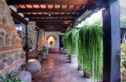 Antigua Guatemala Villa | Exclusive Villa with Pool/Hot Tub/Gated Community