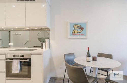 Freemans Bay House | Executive city-fringe Townhouse