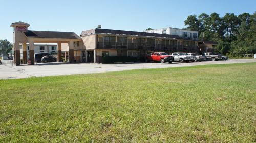 Orange Hotel | Executive Inn & Suites