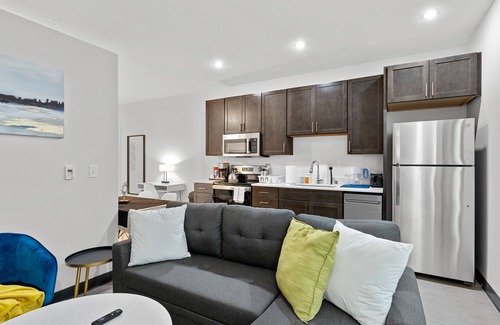 Westown Apartment | Executive Suite 1BR The Heart of Milwaukee