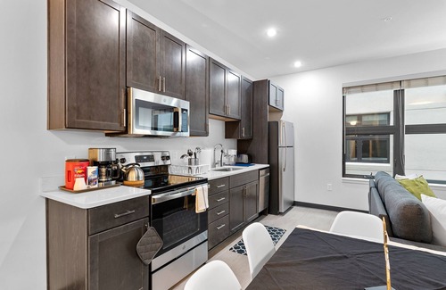 Westown Apartment | Executive Suite 1BR The Heart of Milwaukee
