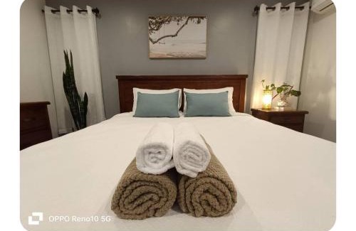 Holmview House | Executive Suite