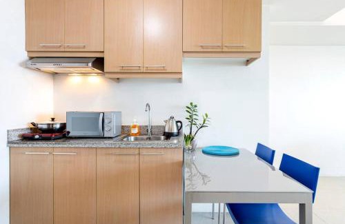 Wack-Wack Greenhills Apartment | Executive Suite - BSA Twin Towers, Ortigas Ctr