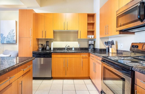 Cityplace Apartment | Executive Suite With Pool & Gym