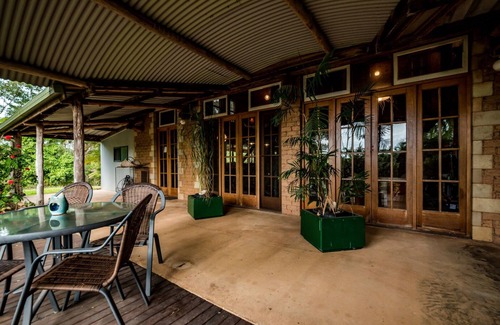 Beenaam Valley Apartment | Expansive Countryside Retreat - 4BR on 26 Hectares