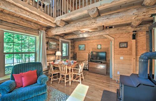 Bonners Ferry House | Expansive Moyie Riverfront Cabin - Pets Welcome!