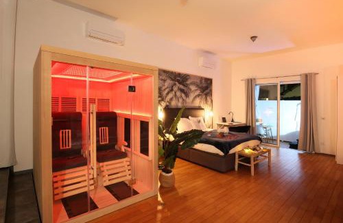 Minimes - Barriere de Paris Apartment | expat renting - L'eSPAce d'un Moment - Love room