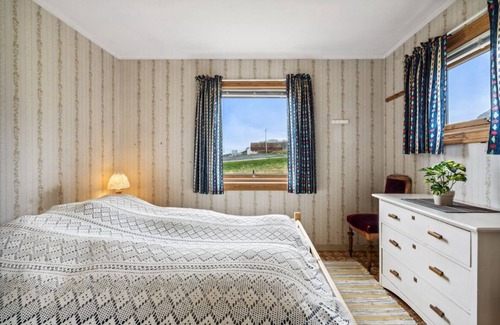 Bjugn House | Experience fresh sea air outs. with fishing opportunities and outs. activities!