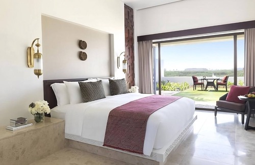 Salalah Hotel | Experience Khareef Festival! Beachfront Villa w/Courtyard Garden, Outdoor Pool!