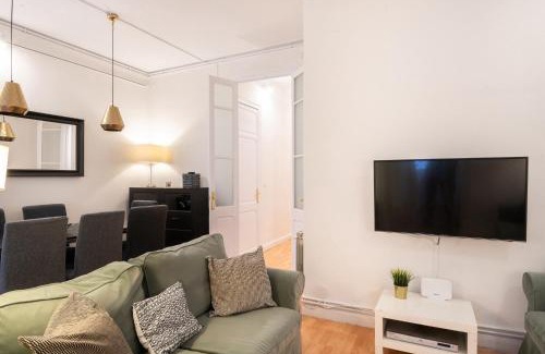 la Vila de Gracia Apartment | Experience local life in the heart of Gracia