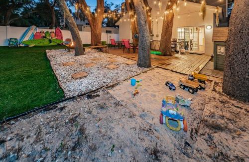 Tarpon Springs Villa | Experience Our Little Bit of Paradise Near Beaches