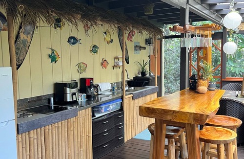 Kapoho House | Experience Pahoa in style - Spacious 5-Bedroom Vacation Home, Entire 1st floor