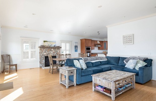 Jerusalem House | Experience Paradise! Stunning Beachfront Home, Your Ultimate Coastal Retreat!