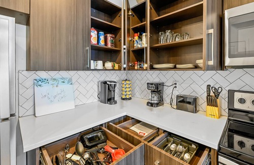 Draper Apartment | Experience South Valley charm, just a 9-min drive to Thanksgiving Point