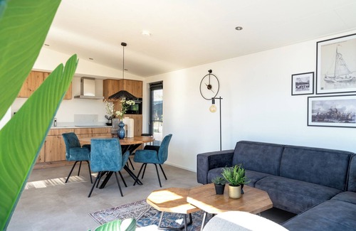 Enkhuizen House | Experience the luxury and comfort of Chalet Suydersee Huys No. 462