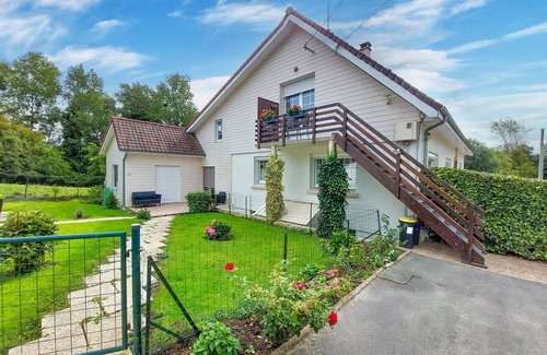 Wirwignes Apartment | Experience this inviting holiday apartment near the northern French coast.