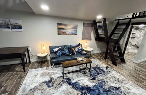 Brazoria Cabin | Experience tranquility & peace at the Sylvia Cabin