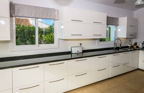 Costa Nova Villa | Experience Unrivalled Luxury: Private 6-Bed Villa Escape with Hot Tub, Bar, WiFi