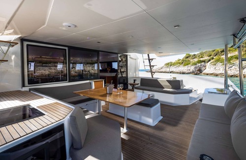 Great Mountain Boat Rental | Experience Utopia in the islands!