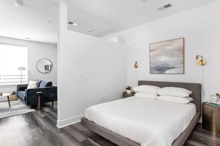 Cole-Noble District Apartment | Explore CozySuites Indy from an Urban Oasis in Market East