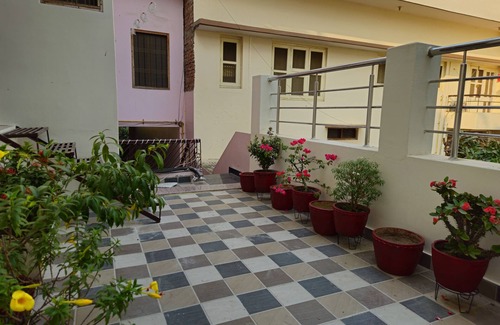 Varanasi House | "Explore Varanasi’s Spiritual Essence from Our Welcoming Homestay"n