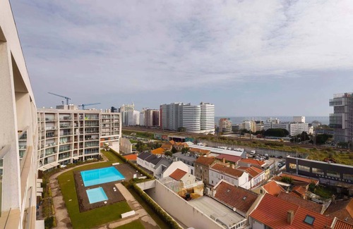 Olivais Apartment | Expo river View