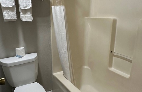 New Albany Hotel | Express Inn