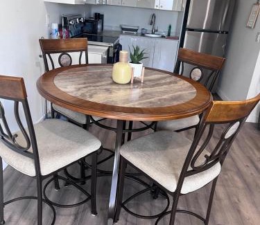 Bradford Apartment | Exquisite 2-Bedroom Guest Suite with FREE Parking
