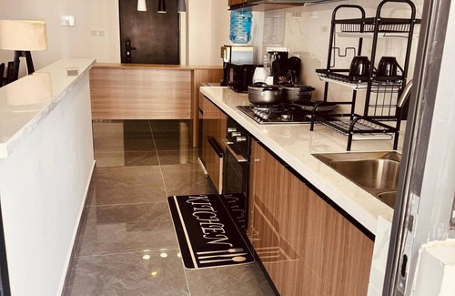 Westlands Apartment | Exquisite 2-bedroom with 3 beds in Riverside, Nairobi