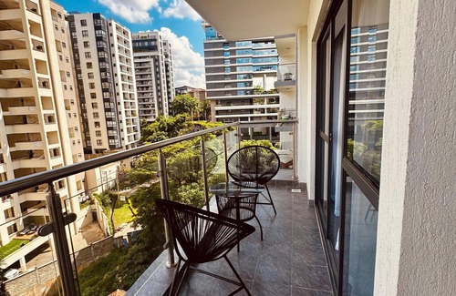 Westlands Apartment | Exquisite 2-bedroom with 3 beds in Riverside, Nairobi